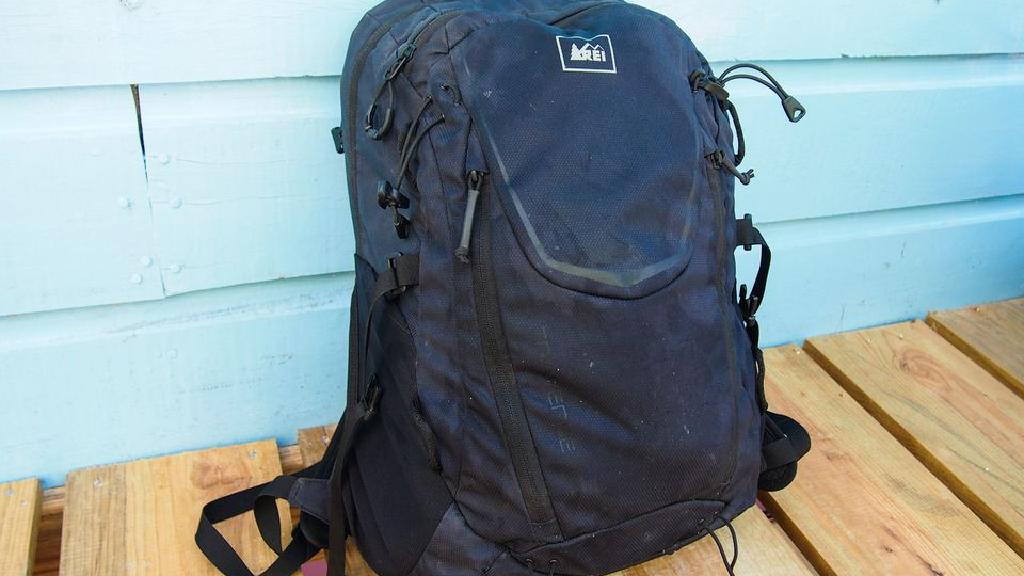 jetblue backpack size