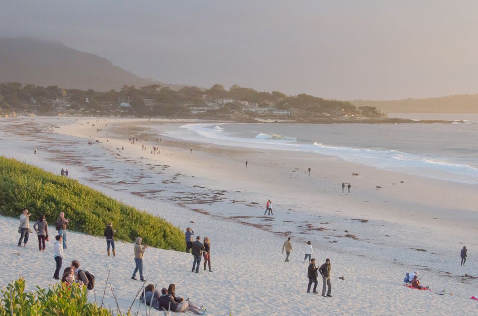 Du lịch đến bãi biển Carmel để trải nghiệm vẻ đẹp tuyệt vời nhất của trung tâm California