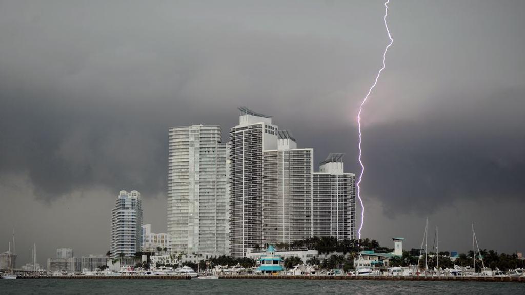 闪电在佛罗里达州是一个严重的风险