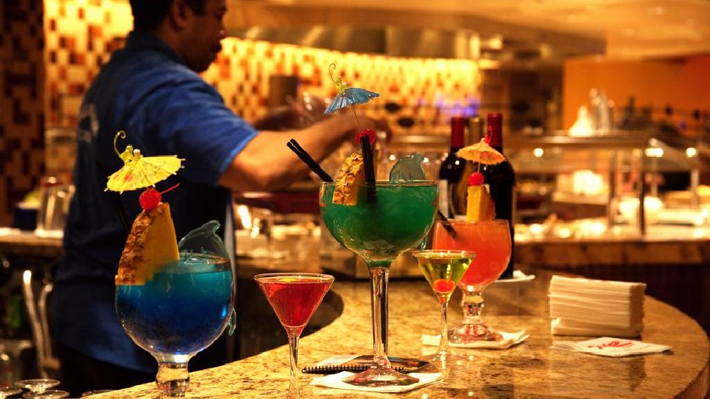 ラスベガスで飲み物はまだ無料ですか？