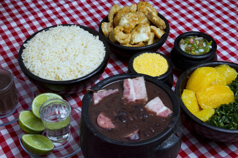 Brezilyalılar ne yiyor: Tipik Brezilya yemekleri