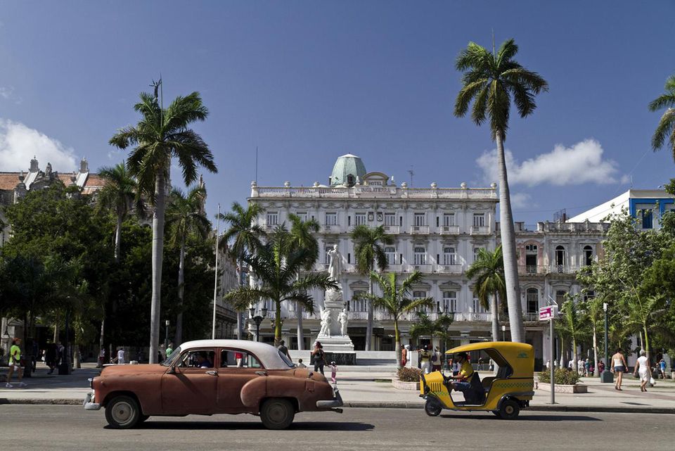 キューバへの米国人 旅行の企業