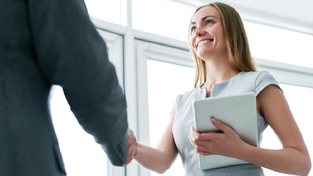 ロシア語ボディーランゲージエチケットガイド