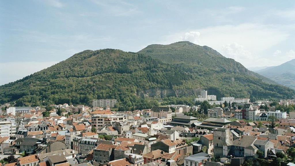 ロンドン イギリス パリからルルドへの旅行