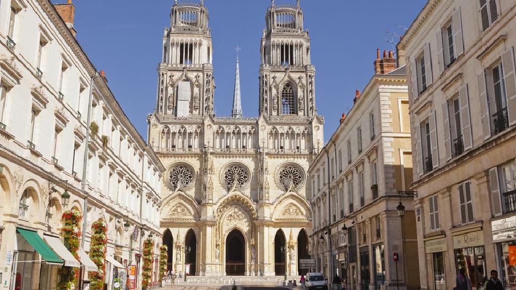 ロンドン イギリス パリからオルレアンまでの行き方