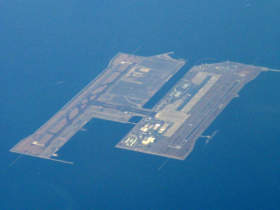 日本的浮动机场