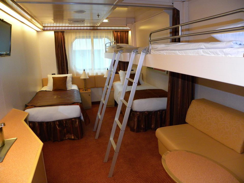 Carnival Dream Cruises Ship Cabins, Carnival Cruise Rooms With Bunk Beds