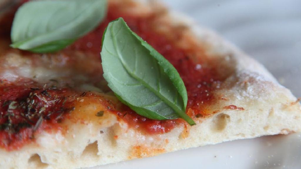 10 حقائق سريعة عن تاريخ البيتزا