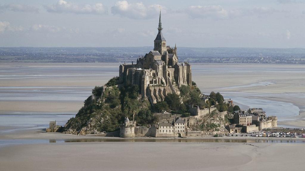 ロンドンまたはパリからモン サン ミッシェルへの行き方
